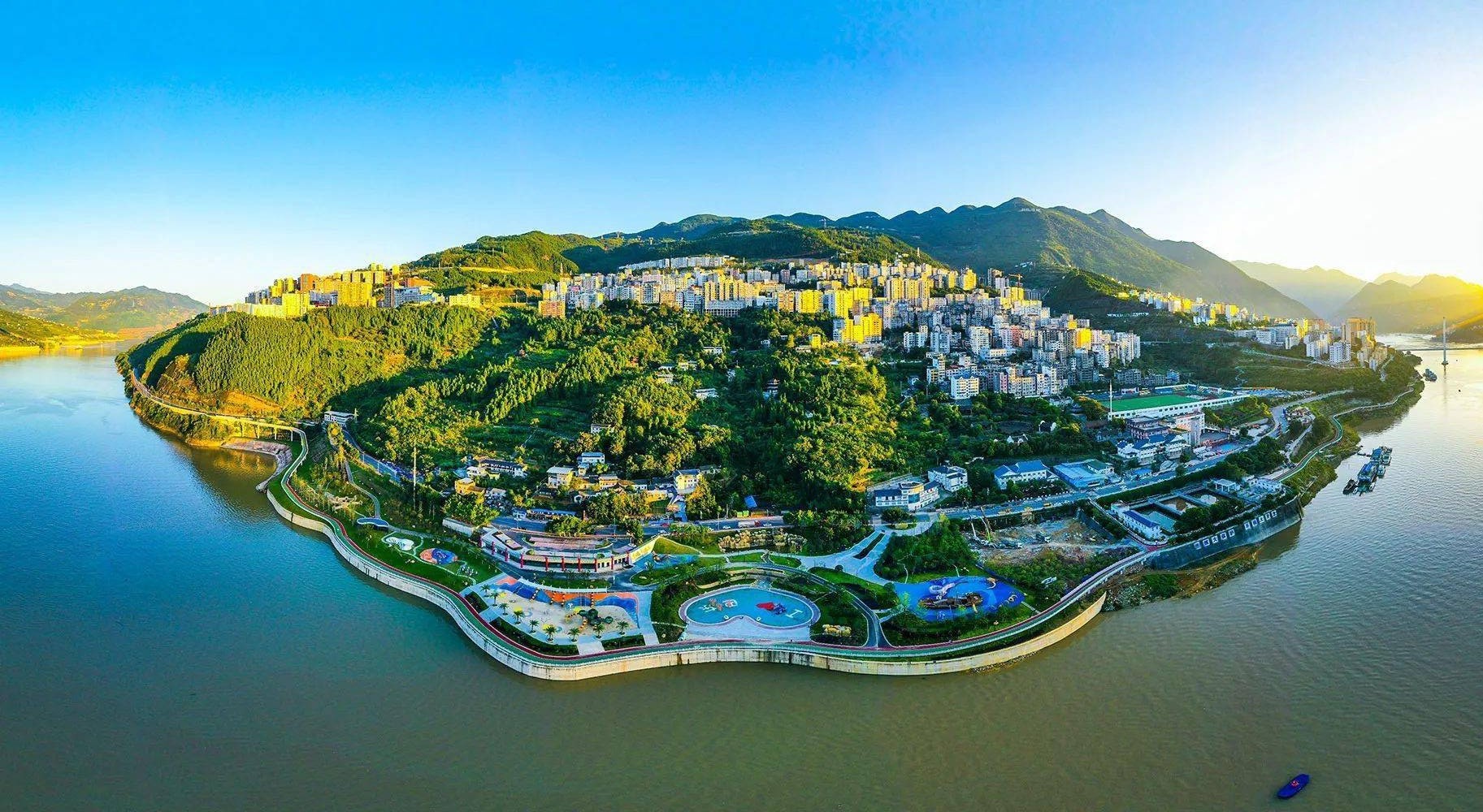 三峡库区巴东县城长江干流库岸综合整治工程建设项目勘察设计