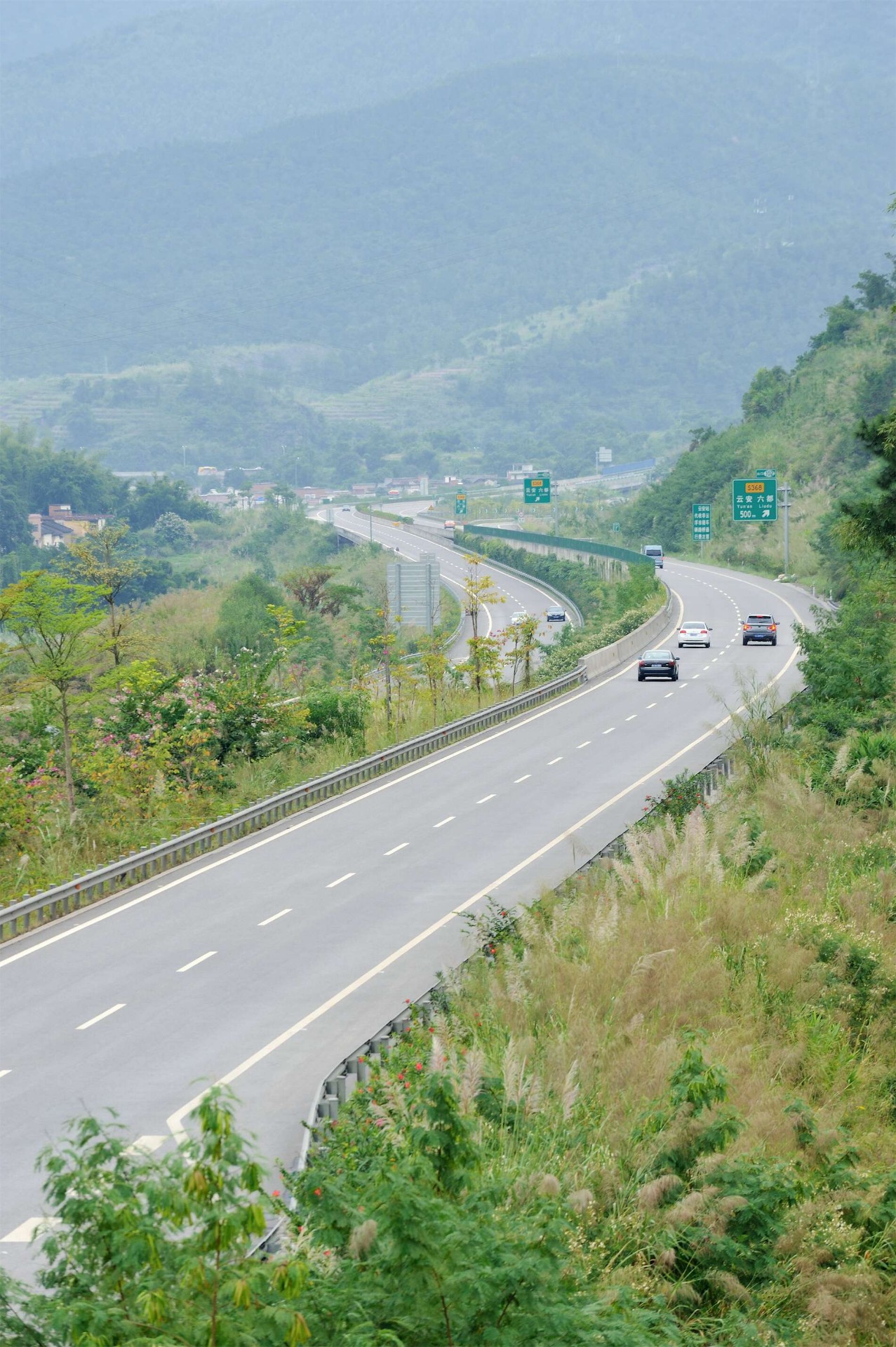 广东广梧高速公路河口至平台段项目设计