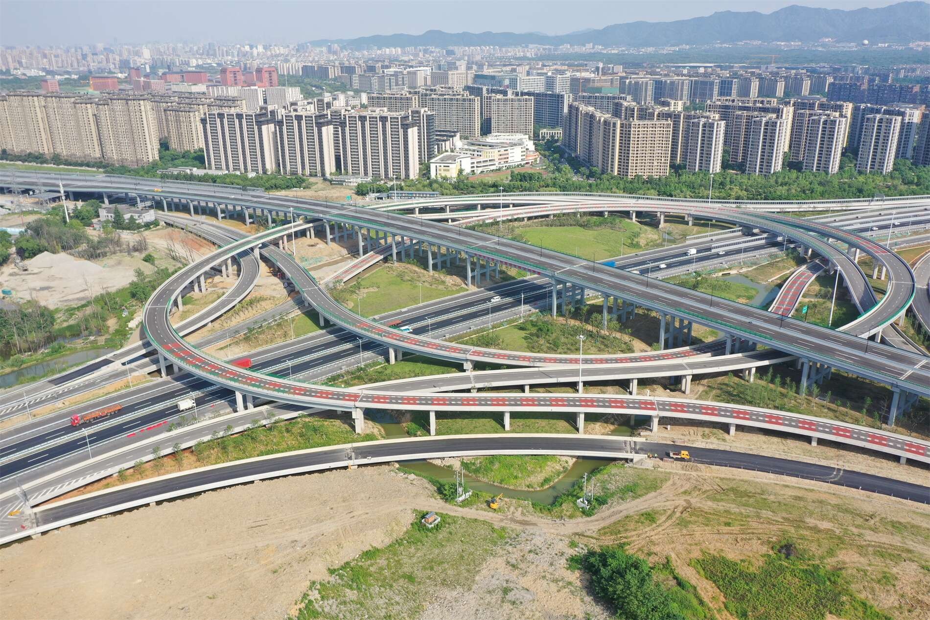 杭州绕城高速公路三墩互通改建工程设计