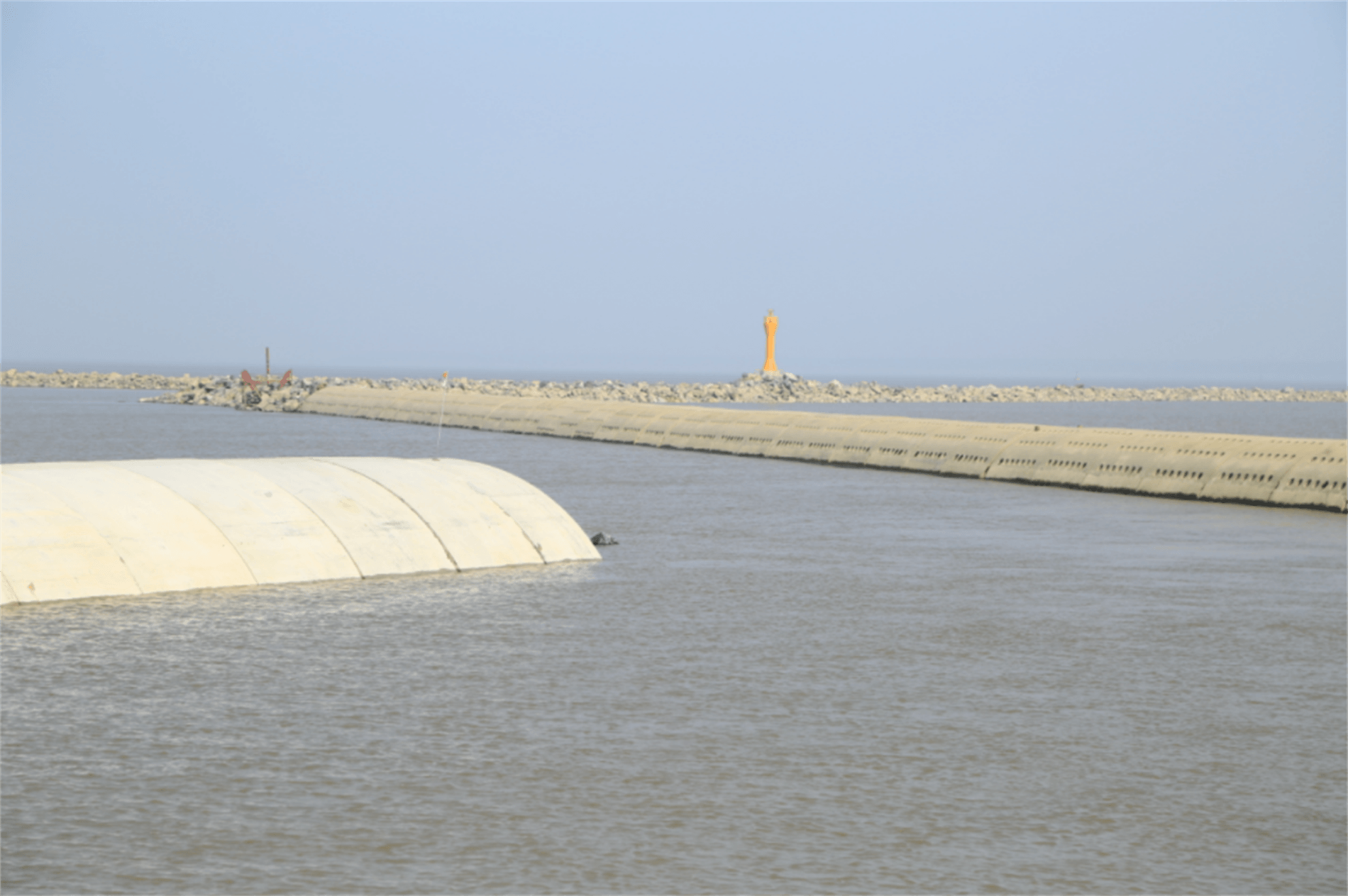 长江南京以下12.5米深水航道建设工程一期工程（太仓~南通段）勘察设计