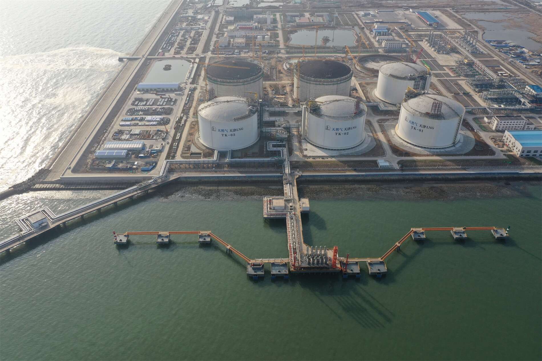 天津液化天然气（LNG）项目码头及陆域形成工程设计采购施工（EPC）总承包